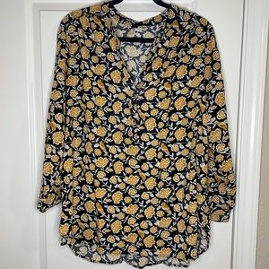 Old Navy Floral print blouse